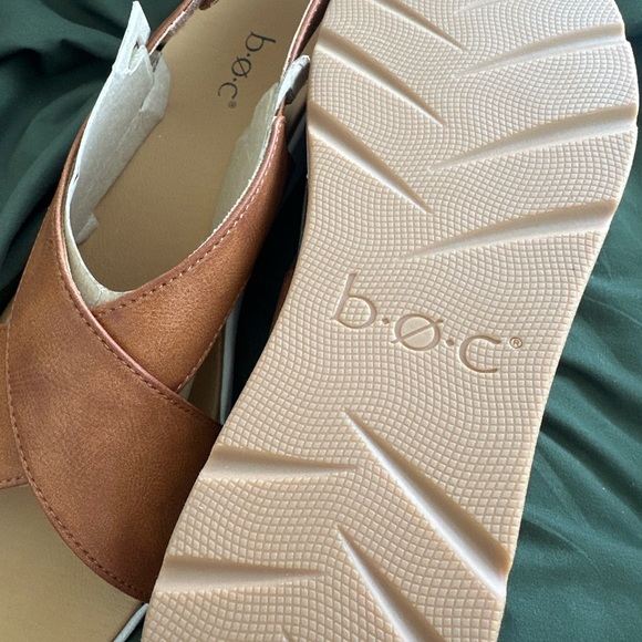 b.o.c Born Mattie’s Crisscross Slingback Women’s Faux-Leather Brown Sandals - Picture 5 of 11